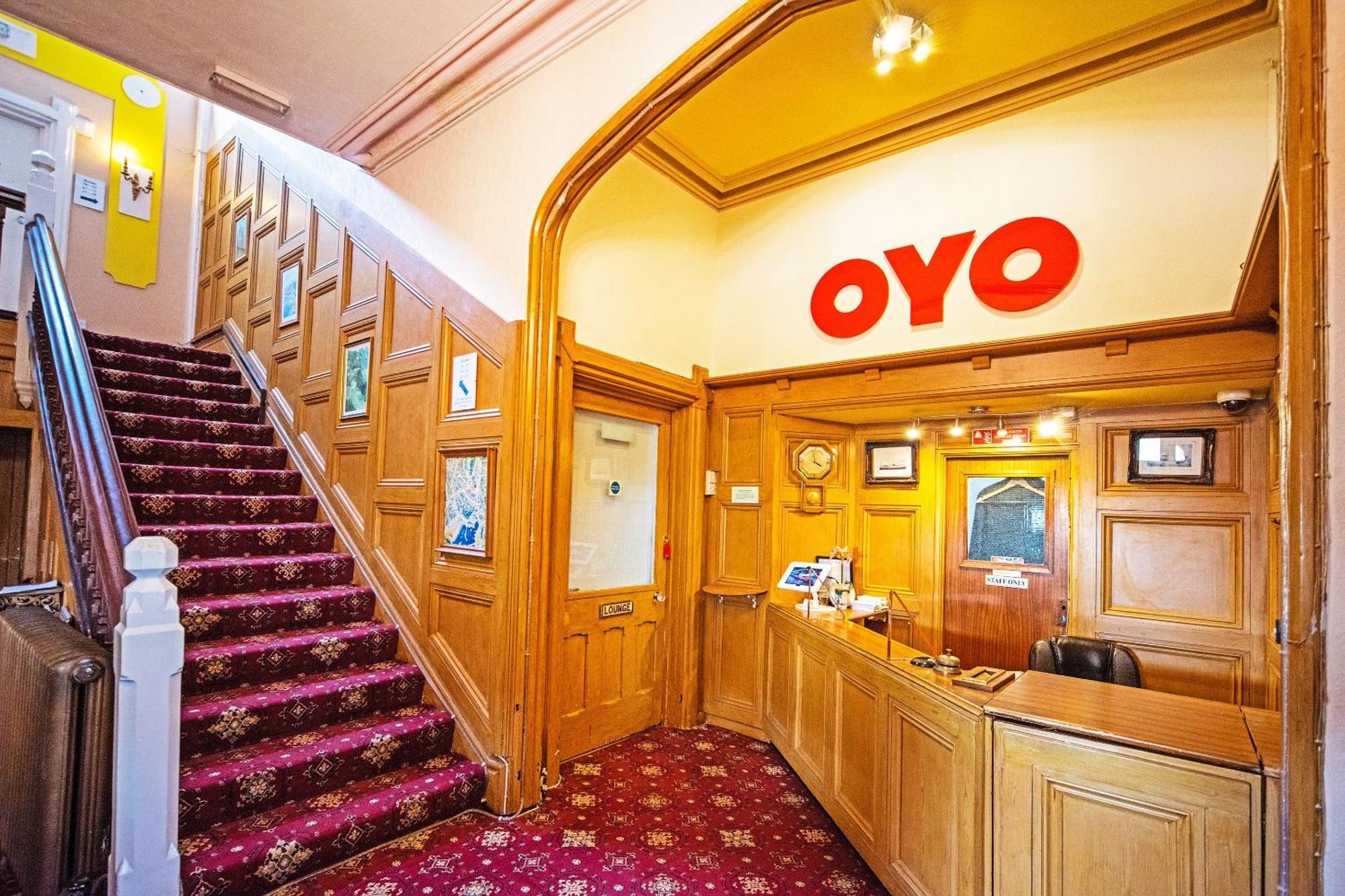 The Sherwood Palm Hotel, Отель